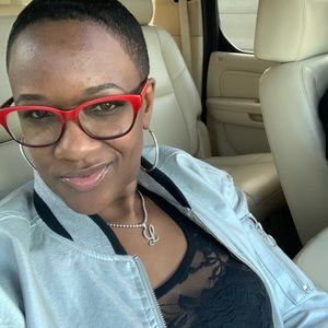 Meet your Posher, Lanetta